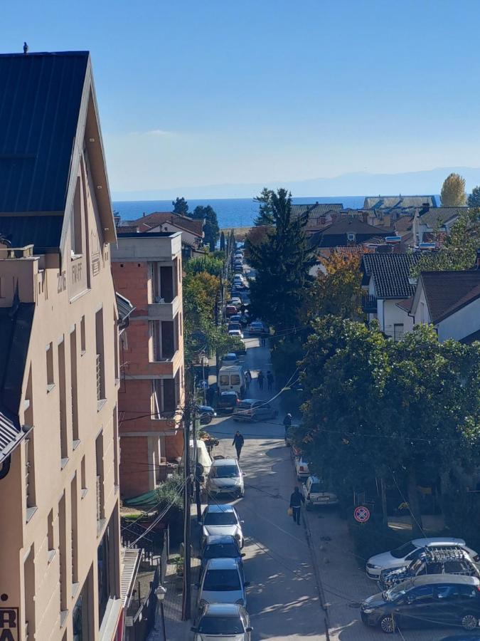 Hotel Venecia Apartments Struga Bagian luar foto